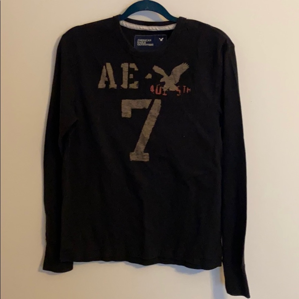 American Eagle long sleeved t-shirt